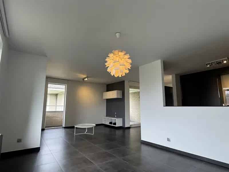 Appartement te Huur Nieuwerkerken 2 Slaapkamers Terras Garage