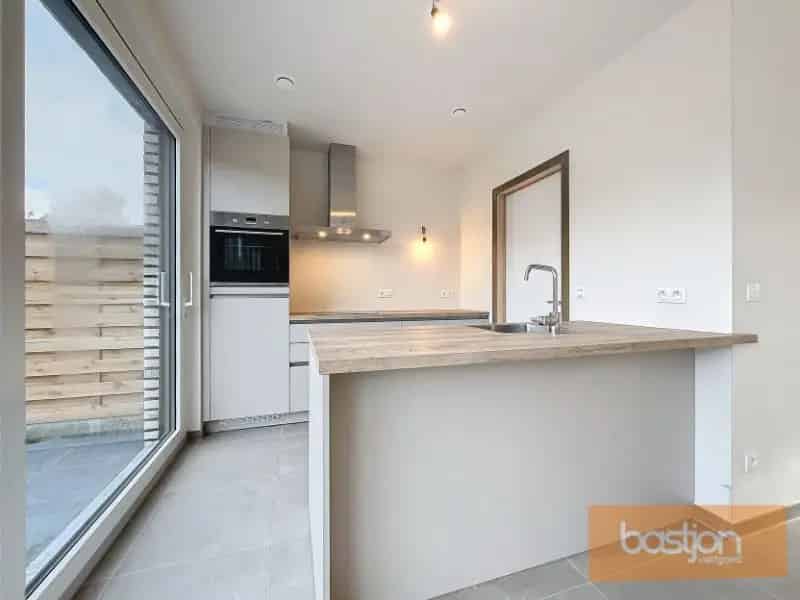 Nieuwbouwwoning 3 slaapkamers centrale ligging