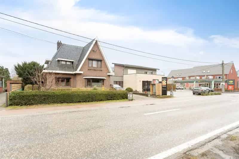 Te renoveren woning Mol 3 slaapkamers grote tuin