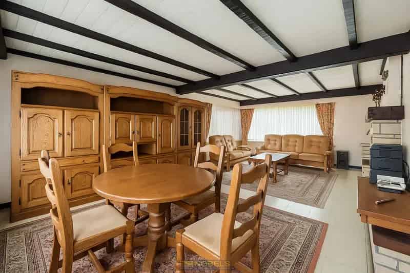 Renovatieproject: Gezinswoning 3 slaapkamers te Eine
