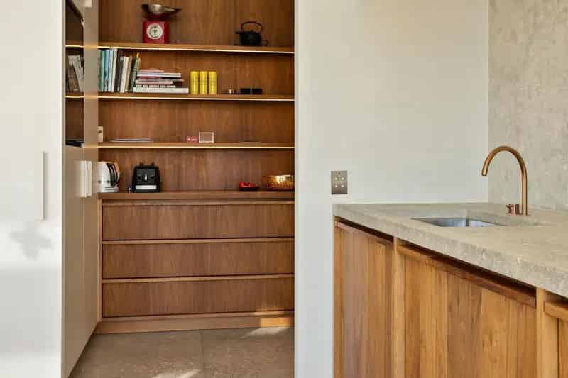 Penthouse Eilandje Antwerpen: Luxe & Minimalisme
