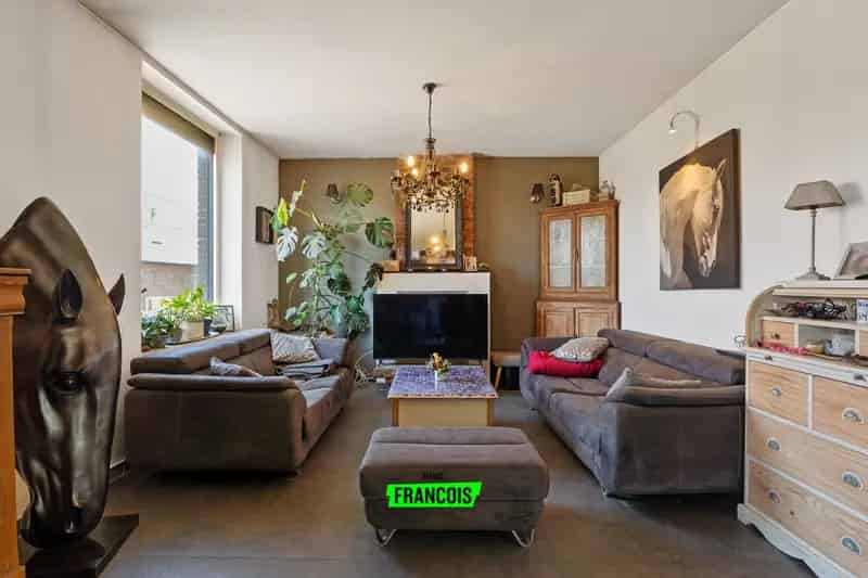 Woning te Heuvelland met 3755m² grond en bijgebouw