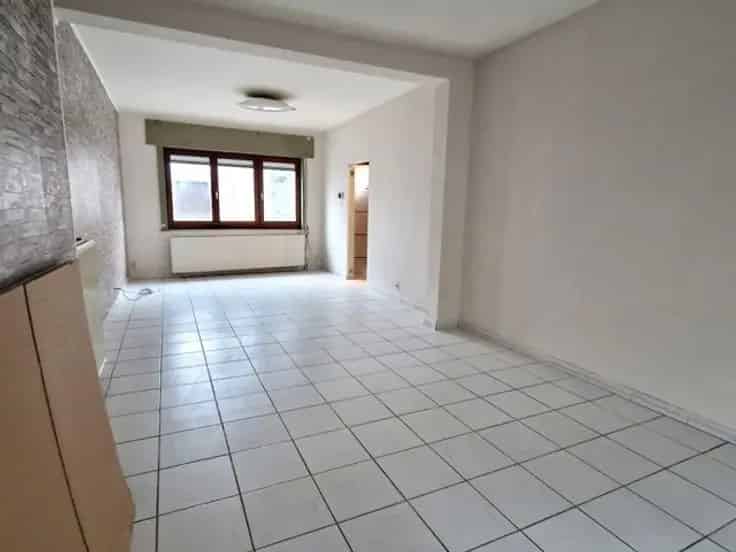 Lichtrijke gezinswoning te Erembodegem 3 slaapkamers