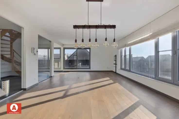 Duplex Appartement 3 slaapkamers Te Koop Sint-Amands