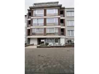 Gelijkvloers Appartement te Koop Laken 3 slaapkamers