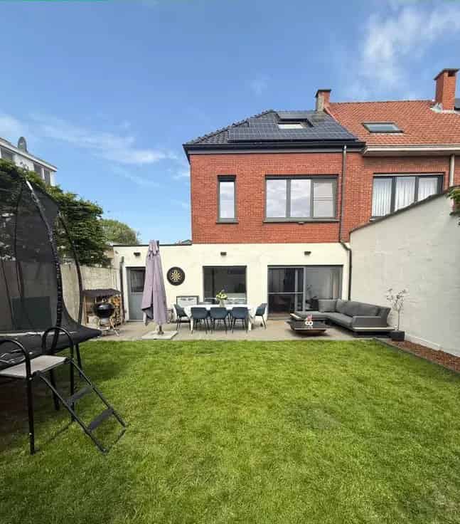 Gerenoveerde gezinswoning Edegem 4 slaapkamers