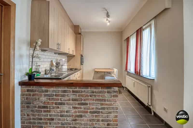 Appartementen te Huur Hasselt: Opbrengsteigendom met 3 Appartementen en Parkeerplaats