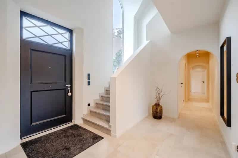 Ruime Villa met Paardenstallen in Groene Omgeving