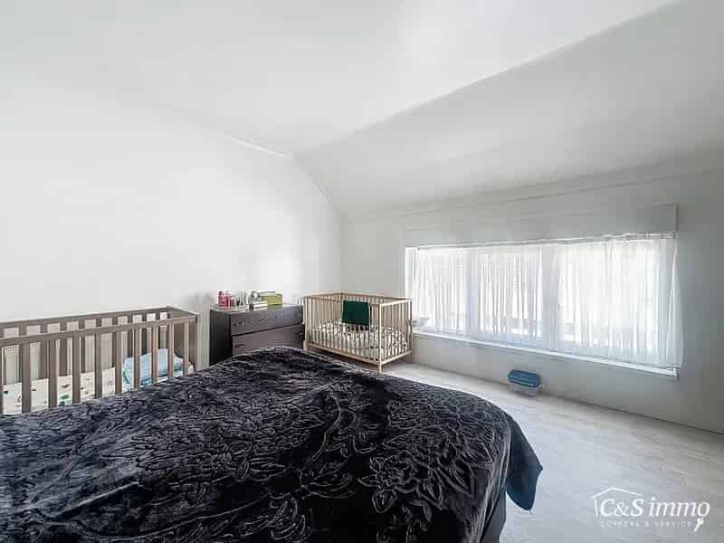 Te Koop: Charmante 3 Slaapkamerwoning Merksem