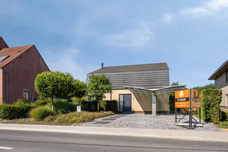 Instapklare villa op een perceel van 12 are te Kampenhout