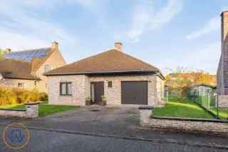 Bungalow te koop - Sint-Pieters-Leeuw RBS01684   In optie