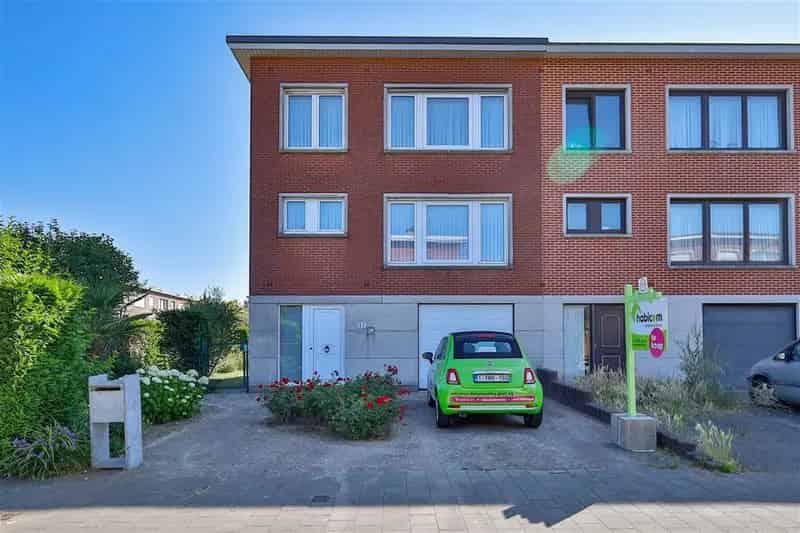 Huis te Koop Hoboken: Rustige ligging, 158m² Bel-"Etage