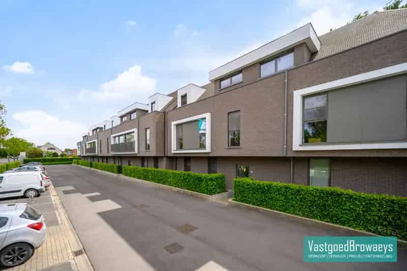 Drieslaapkamerappartement te Ename met terras garage en staanplaats