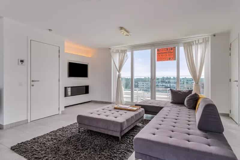 Penthouse te koop Koksijde: Zeezicht, terrassen en jacuzzi