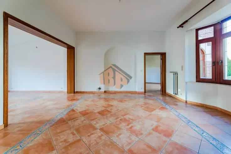 Huis Te Koop Bos-Prachtig 3F 4 5 Slaapkamers Garage Tuin