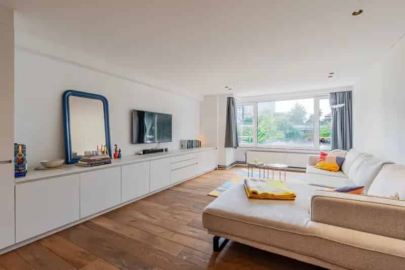 Parel nabij Gent centrum: Instapklaar 1 slaapkamer appartement met staanplaats