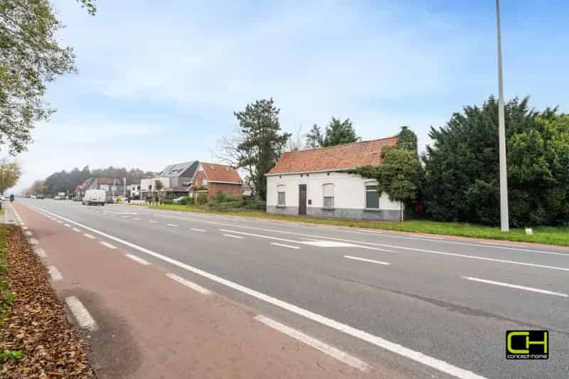 Bouwgrond te koop Lievegem 792m2 dienstverlening