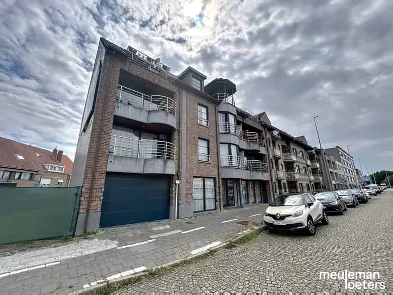 Appartement te koop nabij centrum met parkeerplaats
