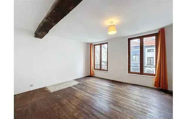 Huur 3 slaapkamer appartement van 100 m² in Brussels