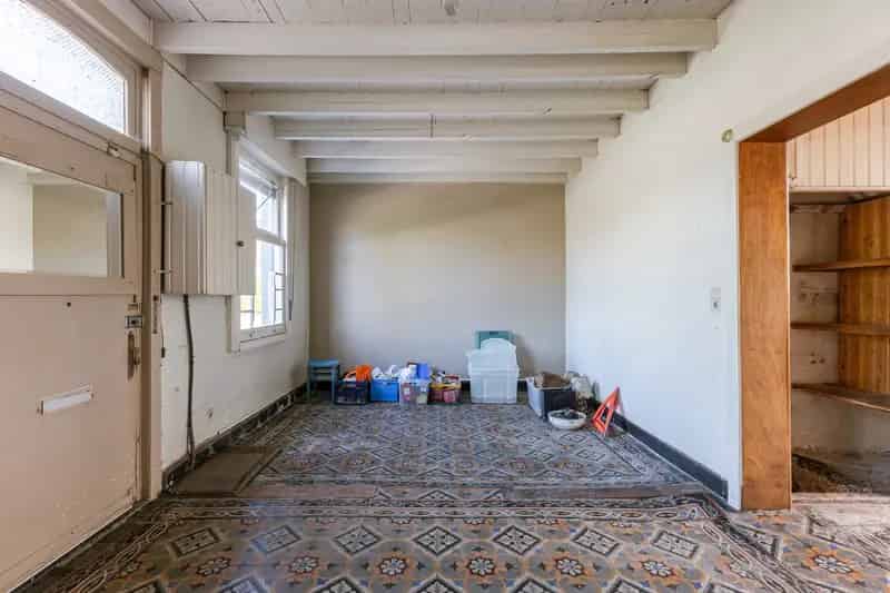 Huis te koop Torhout: Renovatieproject met tuin