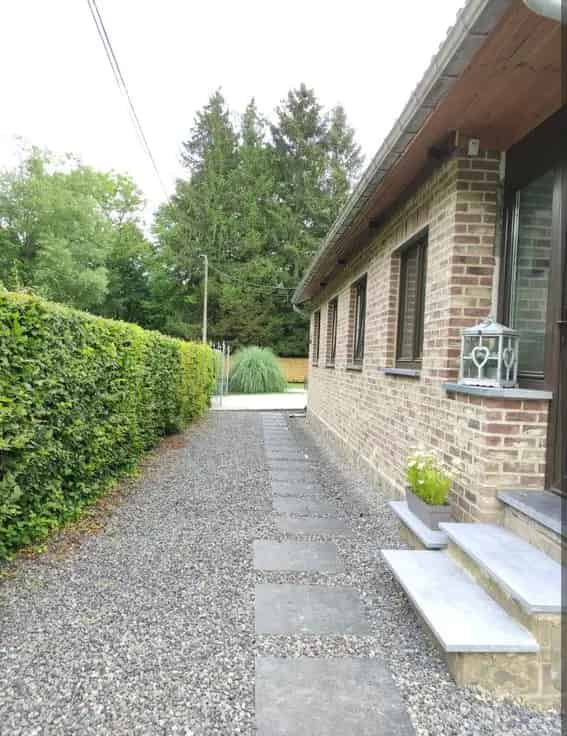 Bungalow Te Koop: 2 slaapkamers, Pelletkachel, 2 garages