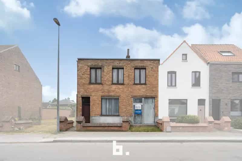 Huis te huur Sint-Andries: 3 slaapkamers, renovatieproject