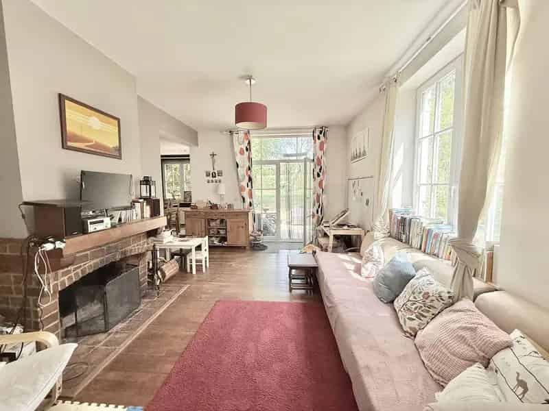 Huis te Kraainem: 4 slaapkamers, tuin en garage