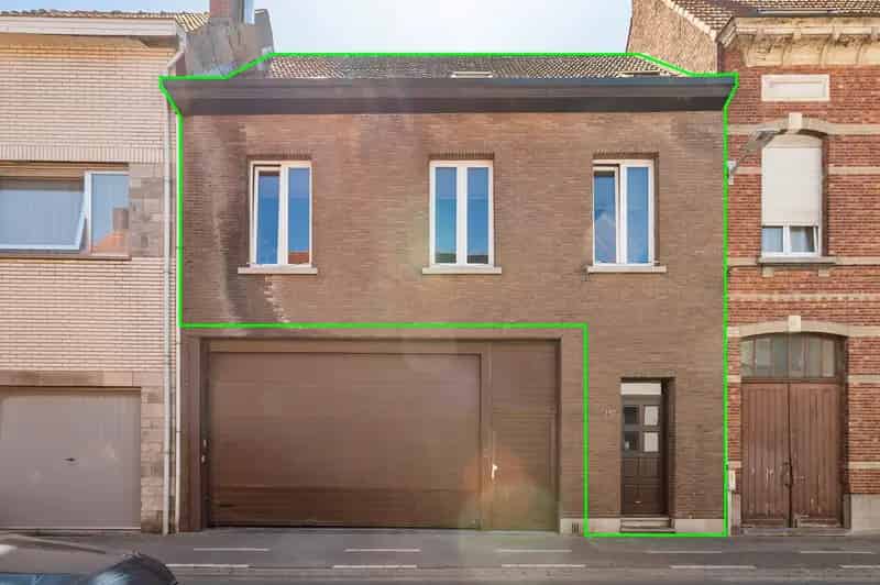 Ruim Duplex Appartement 4 Slaapkamers Schoten Te Renoveren