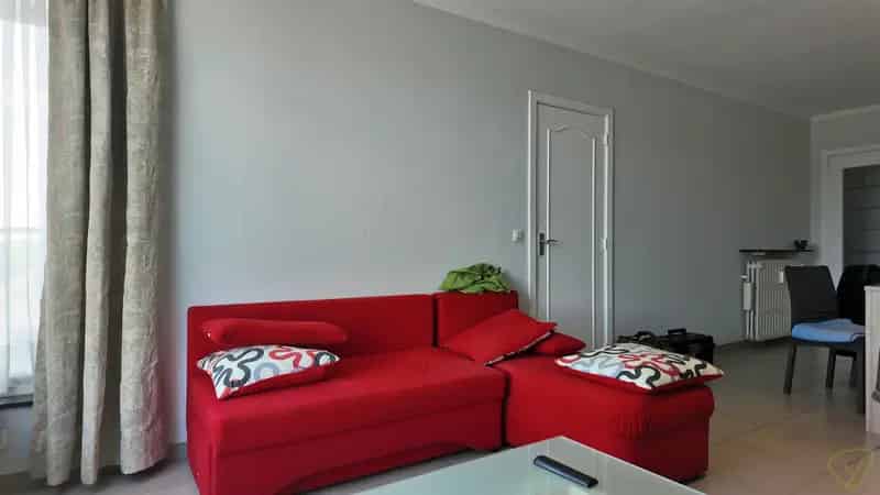 Appartement te huur Eeklo: Instapklaar met Terras en Lift