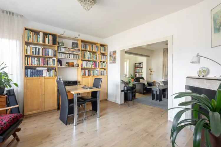 Ruime gezinswoning te koop 315m2 5 slaapkamers 3 badkamers