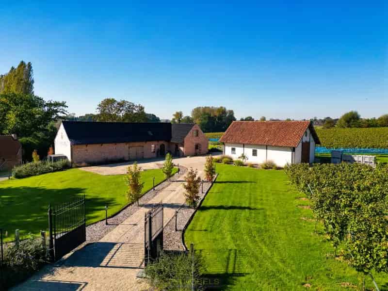 Huis te huur Ghoy: hoevevilla met wijngaard