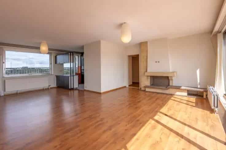 Penthouse te Ganshoren 2 Terrassen 3 Slaapkamers