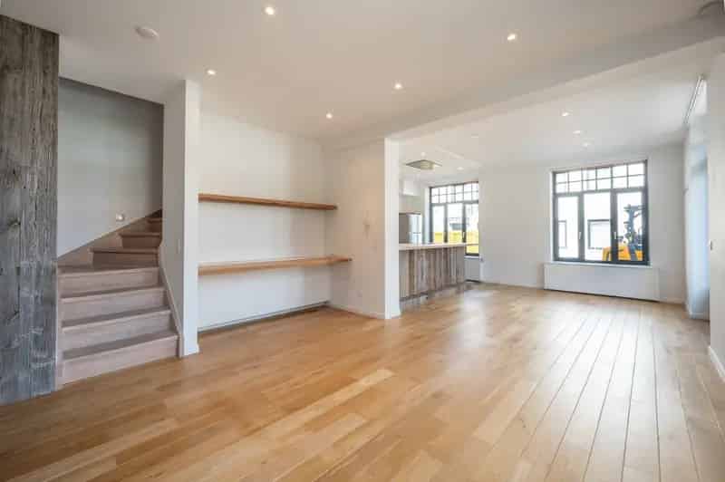 Mooie woning nabij Alfred Verweeplein en Gemeenteplein