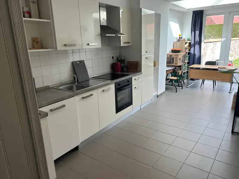 Huis te koop 4 slaapkamers garage mogelijkheid