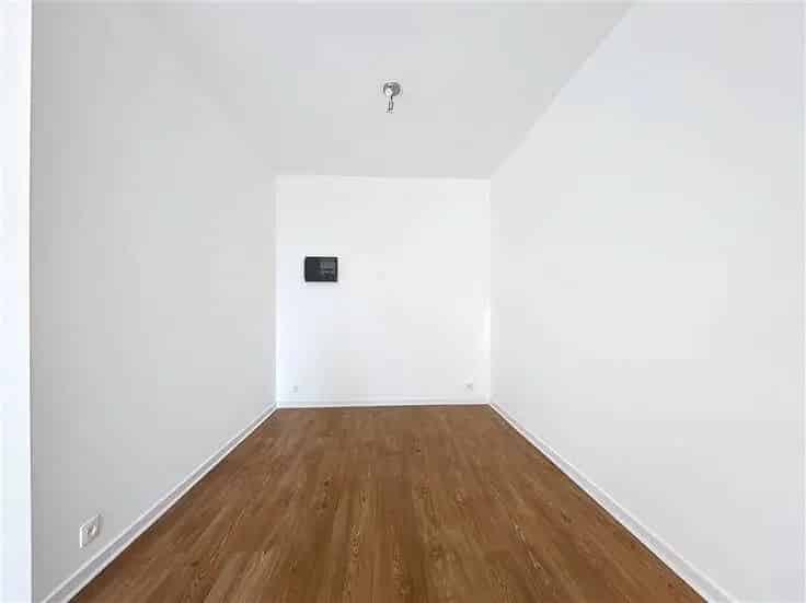Studio Te Koop Brugmann Ziekenhuis - 50m² Gerenoveerd Appartement