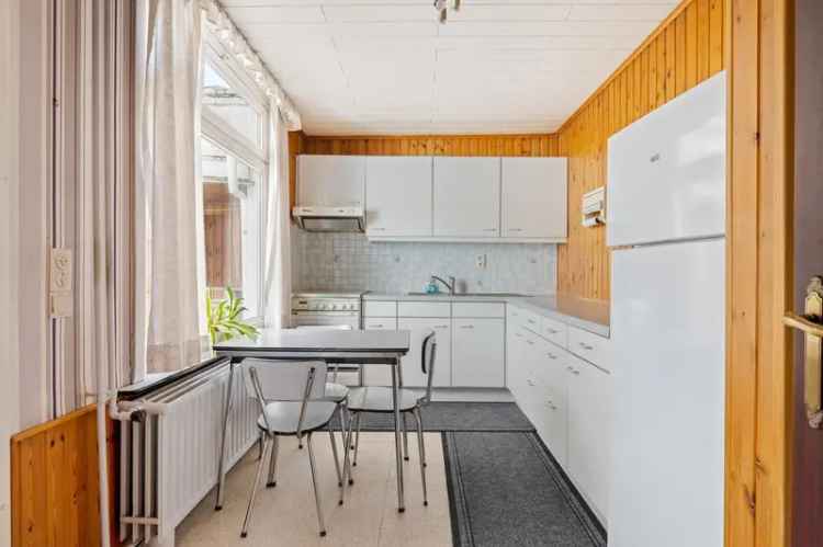 Authentieke Rijwoning 4 Slaapkamers Mortsel Centrum