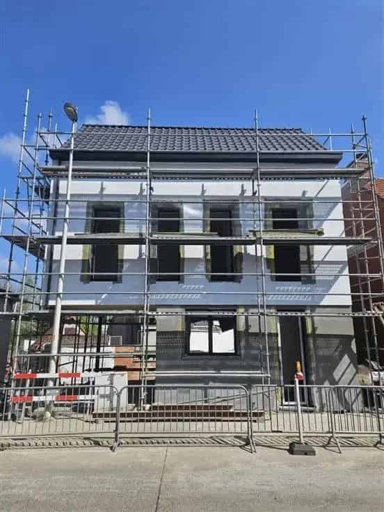 Nieuwbouw woning te Boom - Instapklaar met staanplaats en tuin
