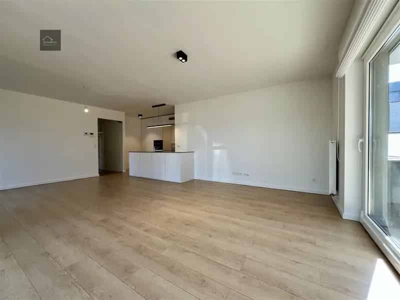 Appartement te huur Aartselaar: Tuin 3 slaapkamers