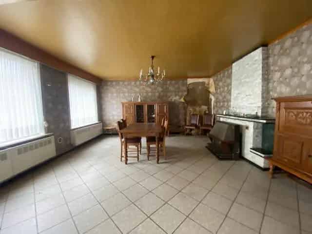 Huis te huur Wijtschate 5 slaapkamers 2 garages