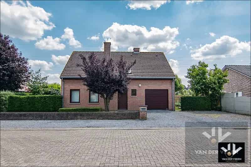 Huis te huur Hasselt: Instapklare gezinswoning met zwembad