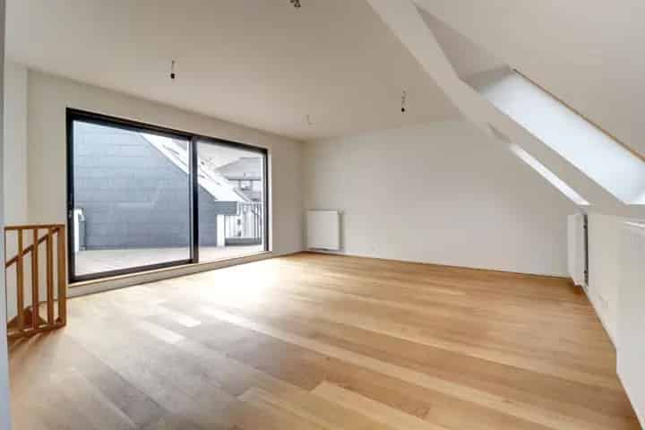 Appartement te huur Brussel TRONE - Duplex Penthouse 92m²