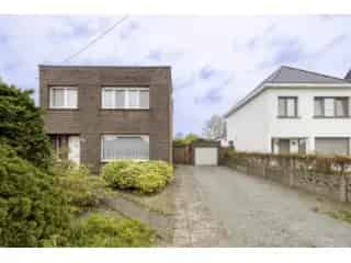 Huis te koop Nijlen 3 slaapkamers garage tuin renovatieproject
