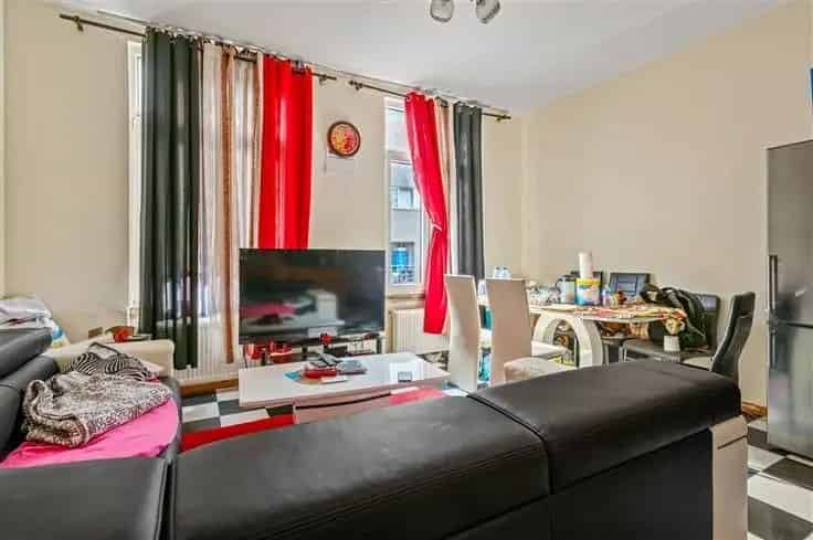 2 Slaapkamer Appartement Te Koop Sint Jansplein Antwerpen