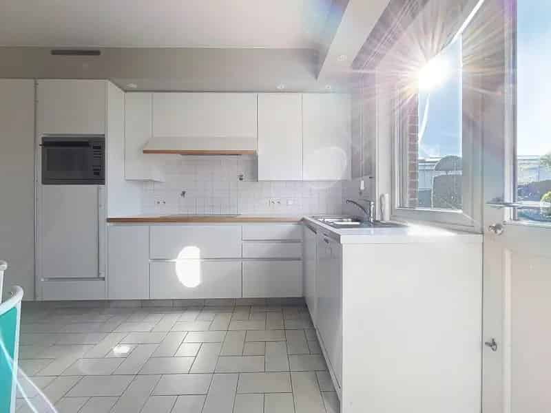 Ruime Landelijke Woning Met Opslagruimte