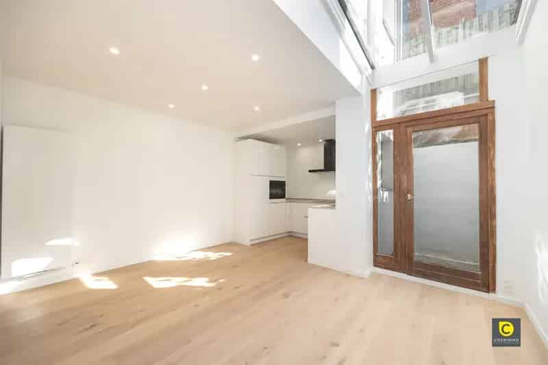 Gerenoveerd 1 Slaapkamer Appartement te Huur Mortsel