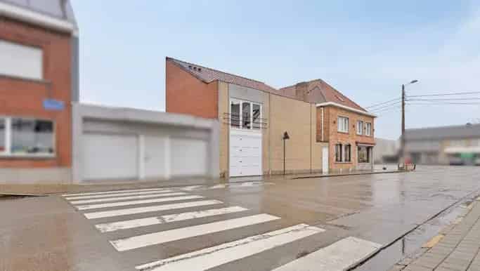 Huis te koop Beveren Leie 3 kamers handelsruimte