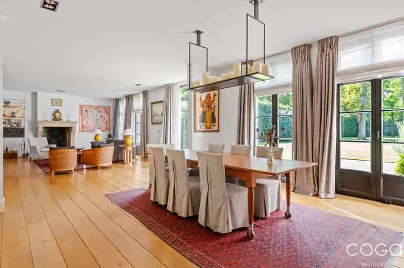 Luxe Manoir te Schilde met Lift 635m² 5 slaapkamers Wellness