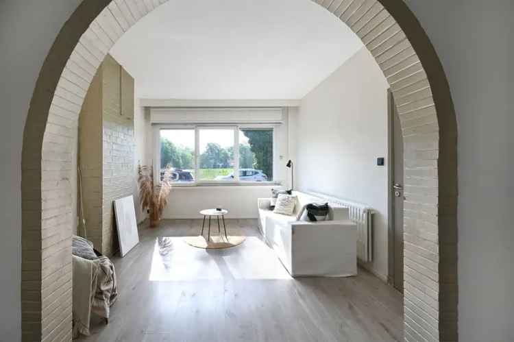 Huis te Koop Antwerpen Valaarpark Te Renoveren Tuin