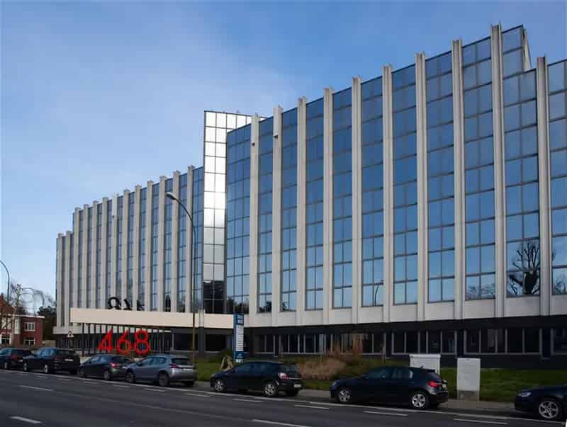 Bedrijfspanden te huur Romeinse Romaine 468 406m2 - 925m2