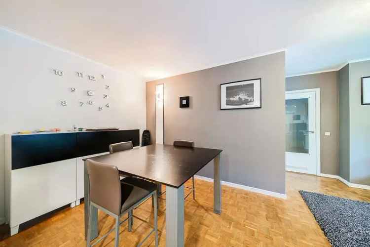 Te Huur Appartement met Eén Slaapkamer in Woluwe-Saint-Pierre